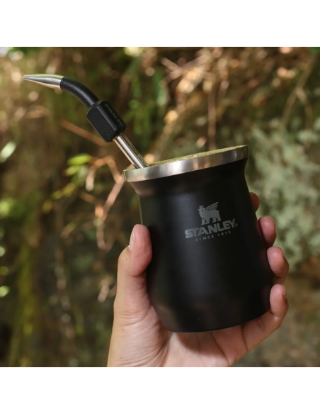 Mate 236 Ml Negro Stanley